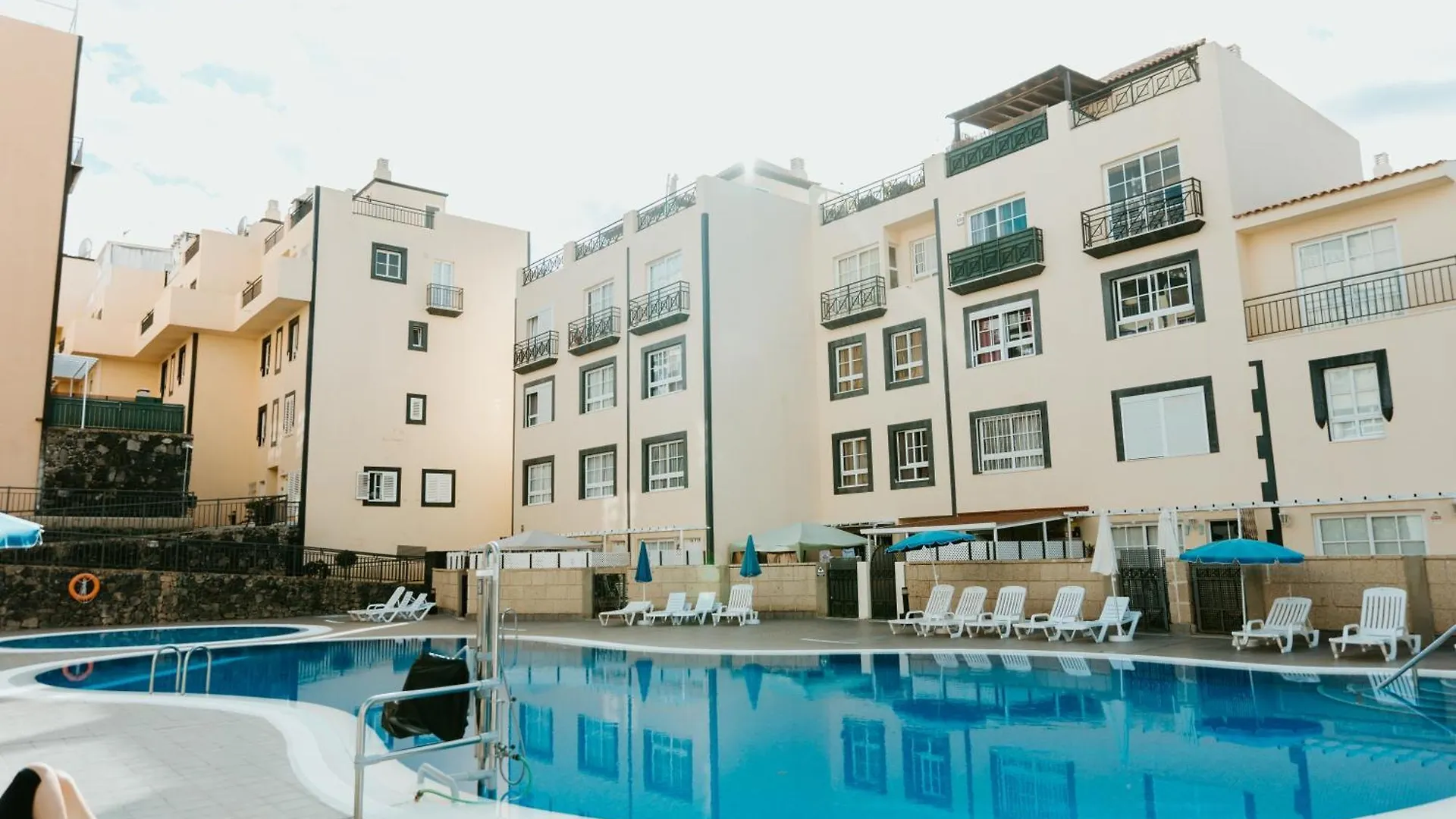 Spacious 2 Bedroom Golden Apartment By Aqua Vista Tenerife Callao Salvaje