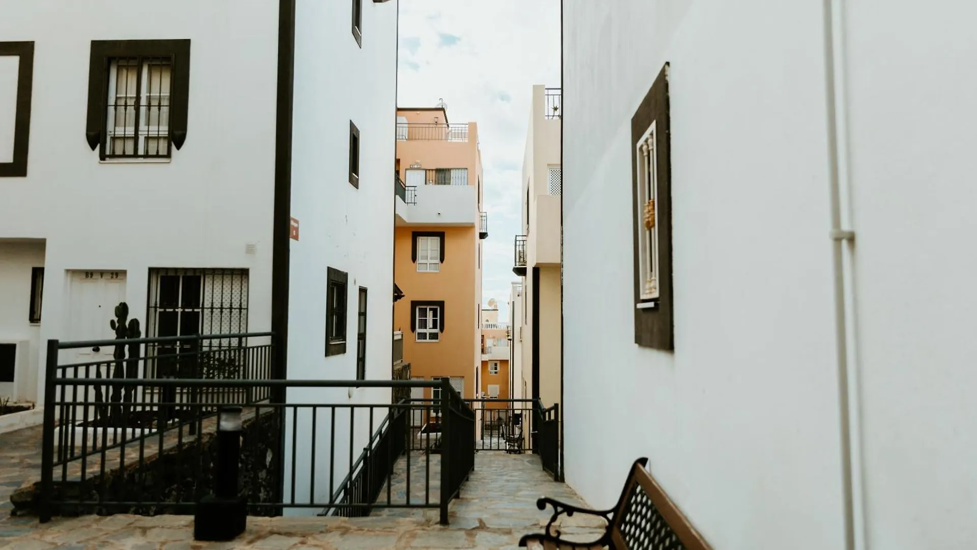 Spacious 2 Bedroom Golden Apartment By Aqua Vista Tenerife Callao Salvaje