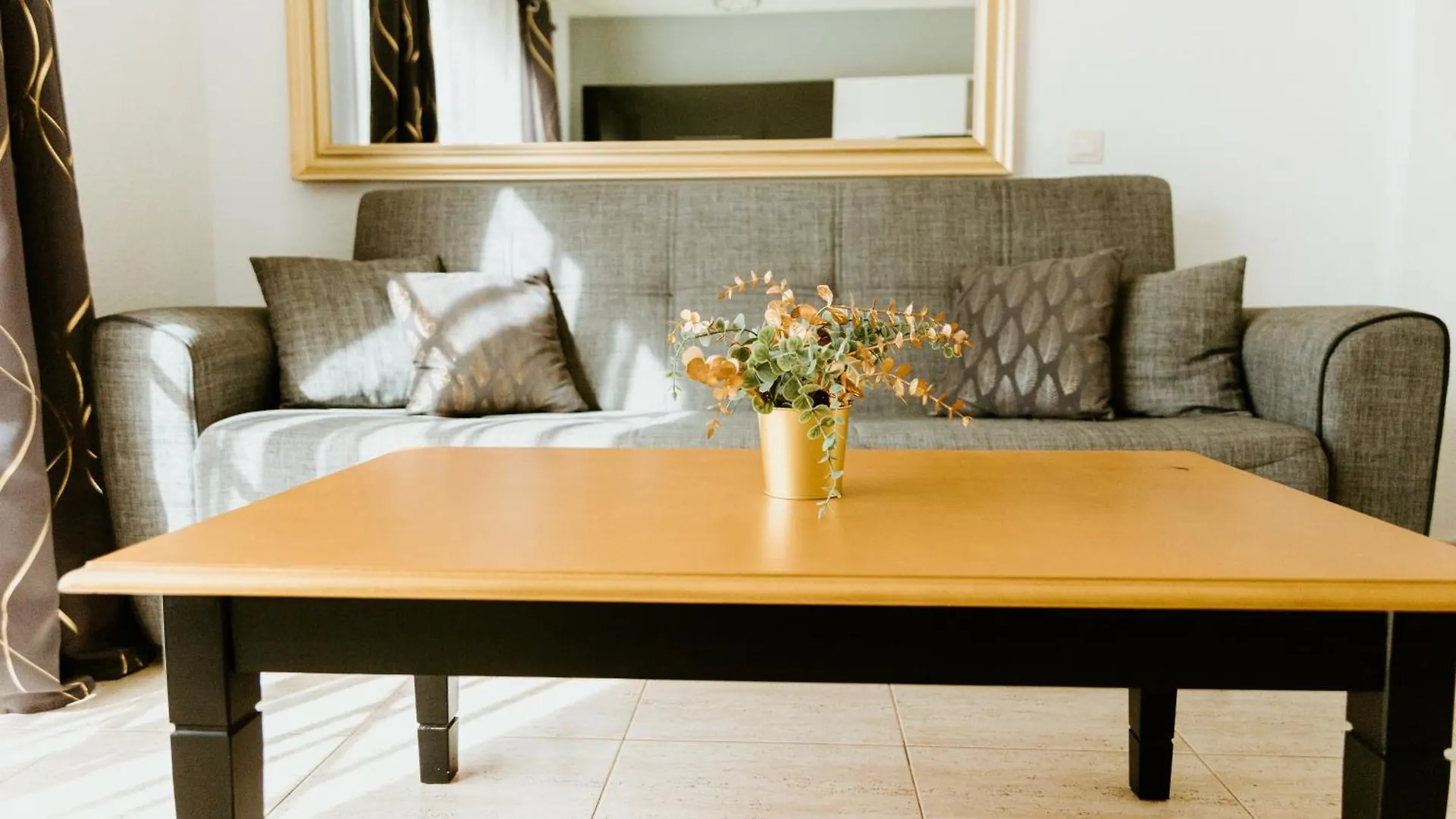 Spacious 2 Bedroom Golden Apartment By Aqua Vista Tenerife Callao Salvaje