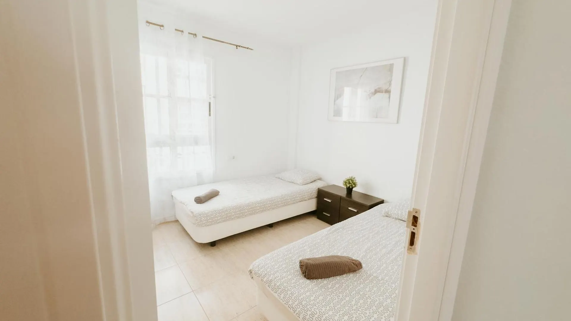 Spacious 2 Bedroom Golden Apartment By Aqua Vista Tenerife Callao Salvaje