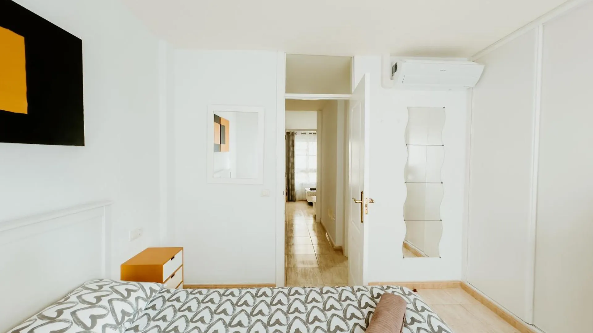 Spacious 2 Bedroom Golden Apartment By Aqua Vista Tenerife Callao Salvaje